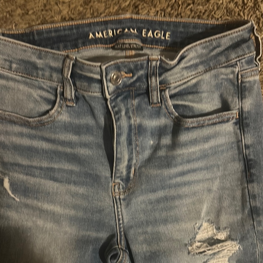 American Eagle Distressed Blue Jeans